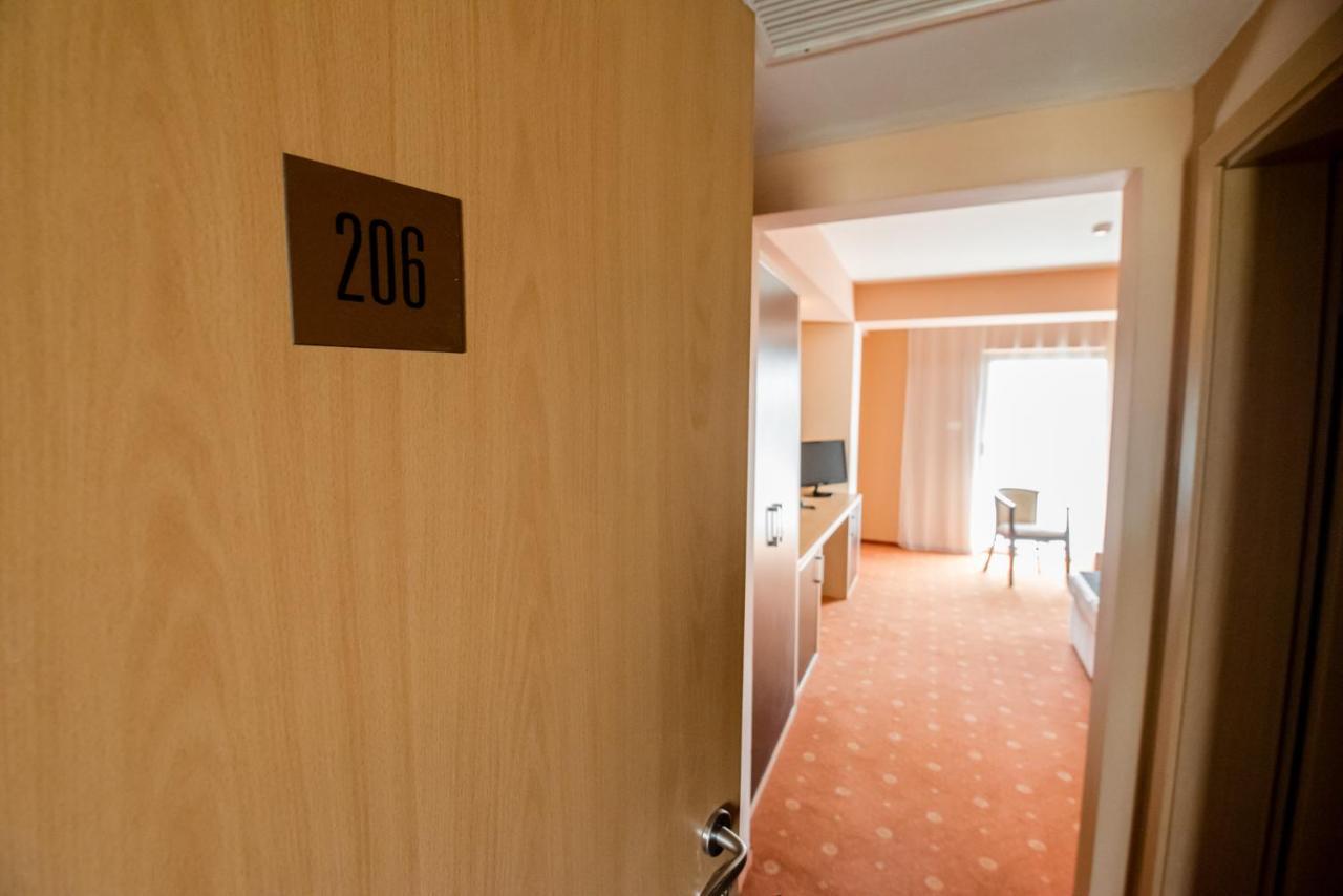 Hotel Oxford By Timhotels Timisoara Exterior photo