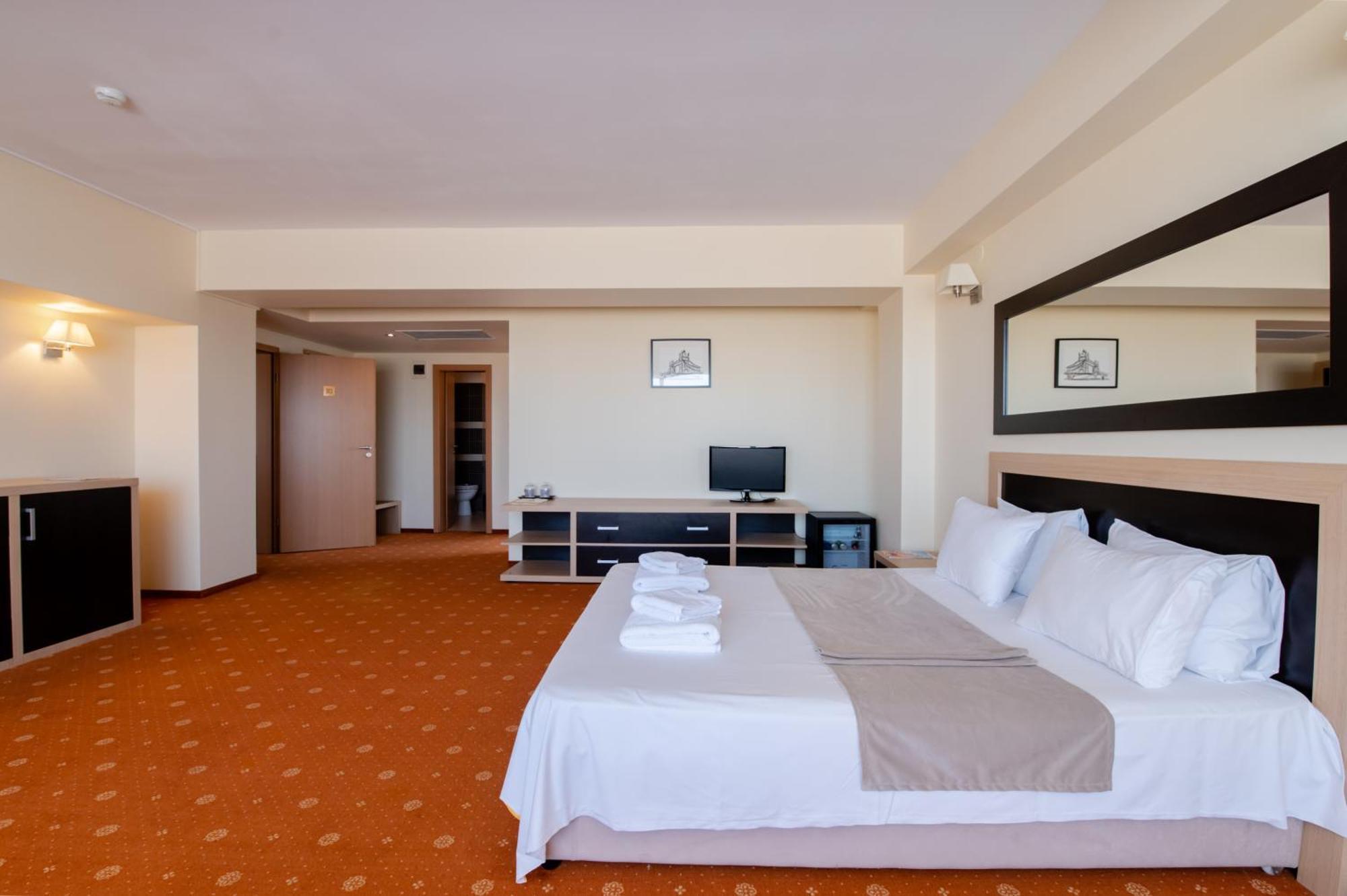 Hotel Oxford By Timhotels Timisoara Exterior photo