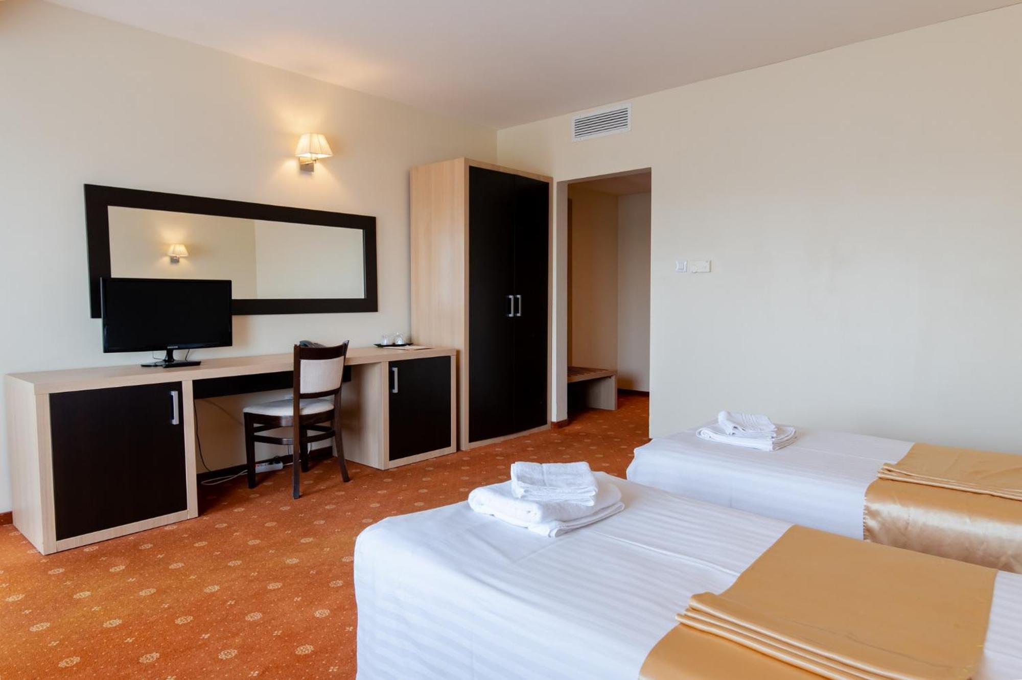 Hotel Oxford By Timhotels Timisoara Exterior photo
