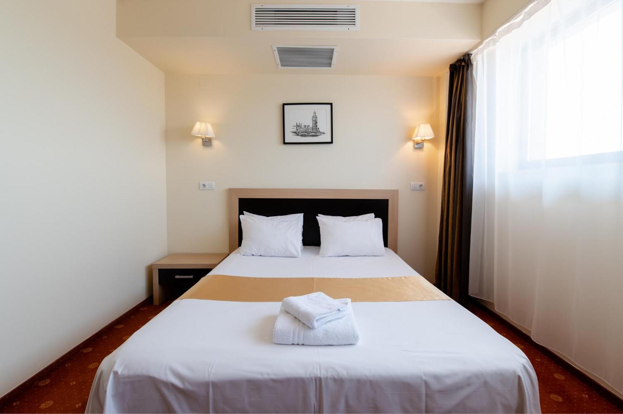 Hotel Oxford By Timhotels Timisoara Exterior photo