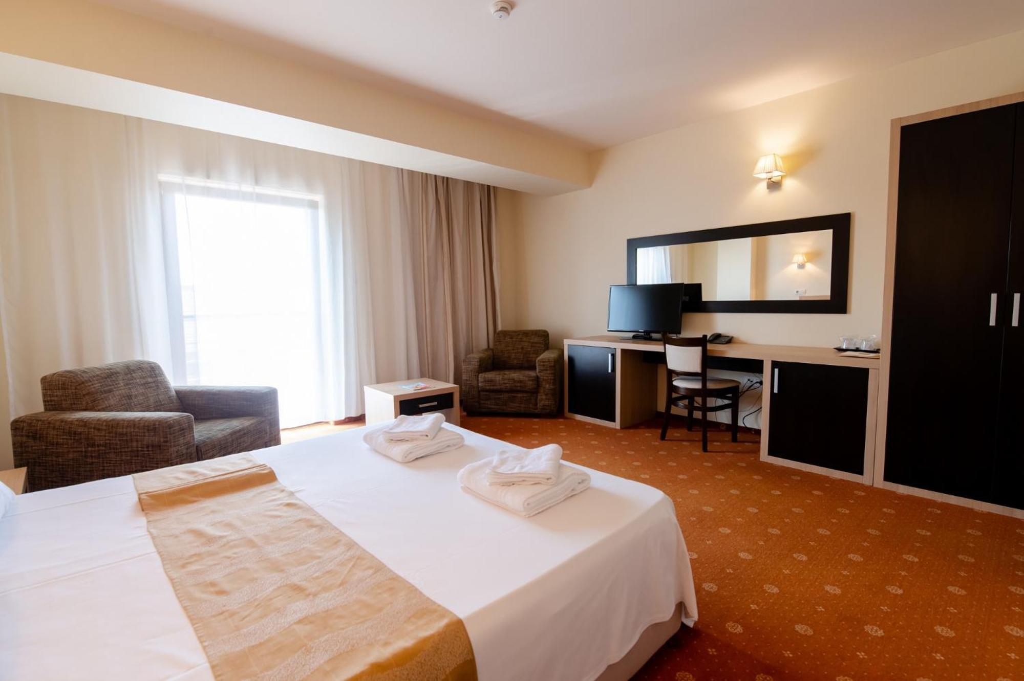 Hotel Oxford By Timhotels Timisoara Exterior photo