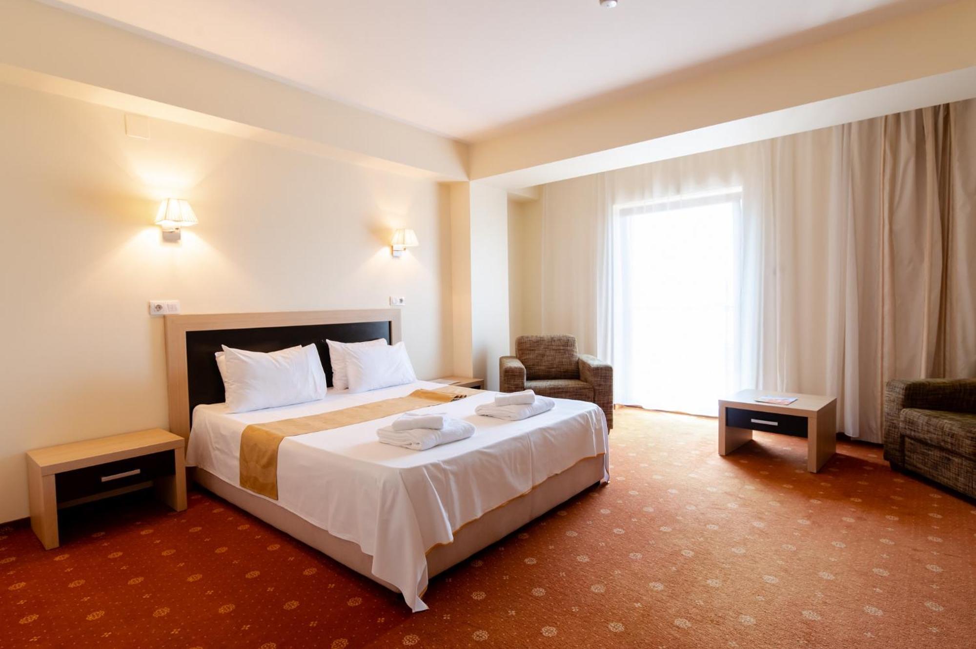 Hotel Oxford By Timhotels Timisoara Exterior photo