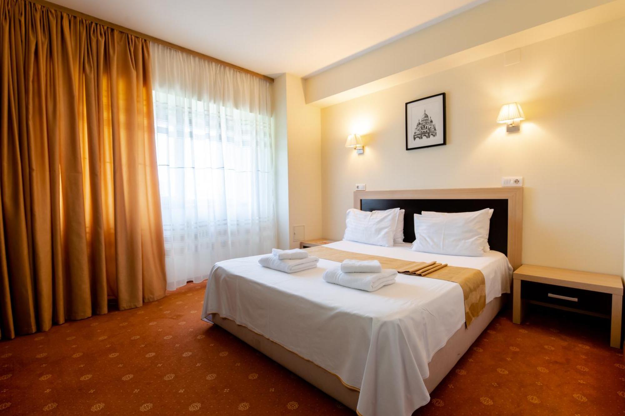 Hotel Oxford By Timhotels Timisoara Exterior photo